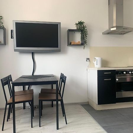 Nad Rzeka Apartment Pila Luaran gambar